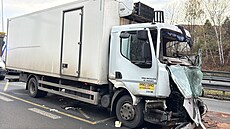 Na praském Spoilov se srazila dv nákladní auta a dodávka (1. prosinec 2025)