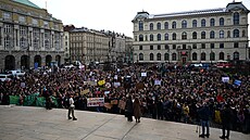 Protest vysokokolák a stedokolák proti jmenování Filipa Turka (Motoristé...