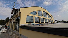 DEPO2015 má za sebou první etapu rekonstrukce. Objekt získal novou st�echu a...