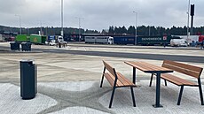 Sou�ástí roz�í�ené rozvadovské odpo�ívky je i d�tské h�i�t�, odpo�inková zóna,...