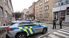 V �ilin� byl vyhlá�en stav nouze kv�li úniku neznámé látky do ovzdu�í. (4....