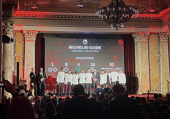 Michelin Guide p�edstavil prvního �eského pr�vodce. Hv�zdou ocenil 9...