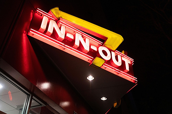 Americký �et�zec s rychlým ob�erstvením In-N-Out Burger