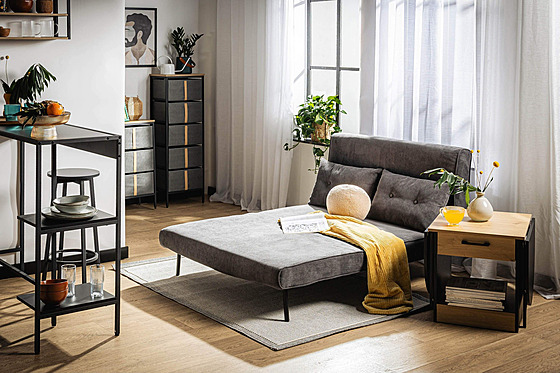 Jak za�ídit obývací pokoj, který se v noci prom�ní v lo�nici pro hosty?