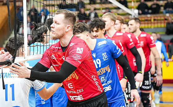 Volejbalisté �eských Bud�jovic p�ed zápasem