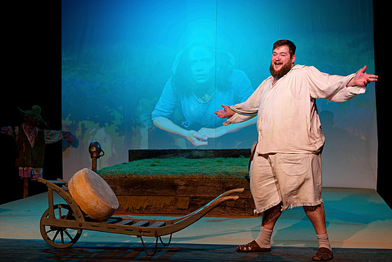 Jan �ezní�ek v komedii Jeppe z vr�ku