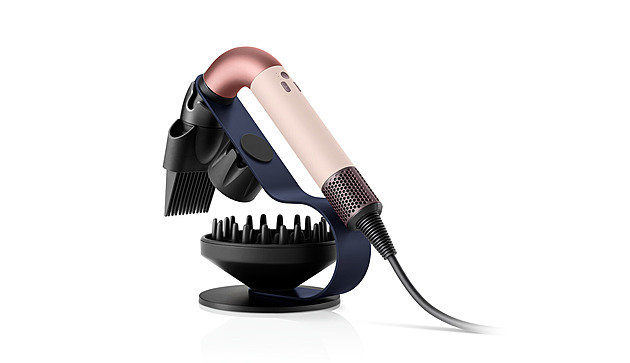 Nejlepší kosmetické produkty roku. S těmito kousky nešlápnete vedle