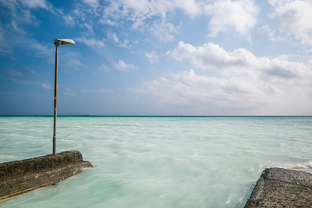 Je nádherná, ale koupat se tu nesmíte. Italská pláž má toxickou minulost