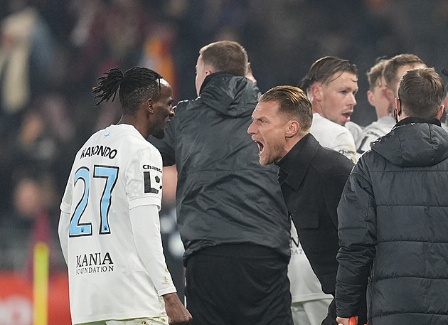 Sudí: Ruka, ale dovolená. Jak nešikovnost vedla na Spartě ke gólu Liberce