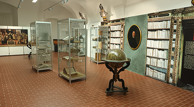 Krása, za kterou nikdo nesmí. Unikátní klášterní knihovna slaví 300 let