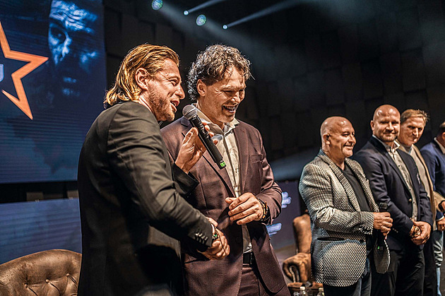 U Starky nesmíte zradit... Kluk ze vsi točil s Řepkou i Jágrem, oženil se díky Gottovi