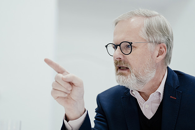 KOMENTÁŘ: Bezpečí je priorita. Pochopí to vláda? ptá se Fiala