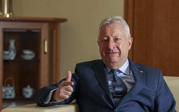 Vláda nasadila náhubek vlastnímu ministrovi, podivuje se Kupka z ODS