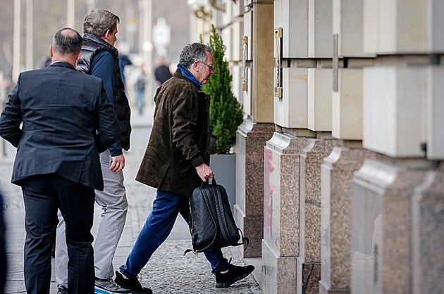 Neuděláme žádné ústupky ohledně Donbasu, „Novoruska“ a Krymu, vzkazuje Rusko