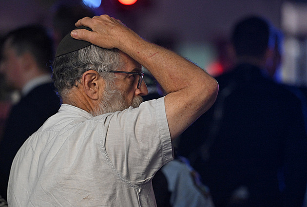 Prapor Islámského státu zase vlaje. I přes „porážku“ inspiruje útoky jako v Sydney