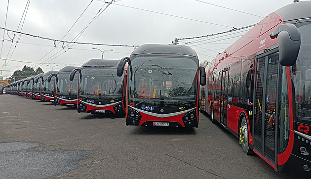 Jolanda i Petr Muk. Nové trolejbusy v Českých Budějovicích dostaly jména