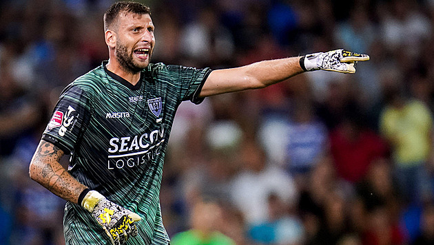 Rumuni ho mají za Itala. Brankář Zima o 14 letech v cizině, jízdě v Bukurešti i Spartě