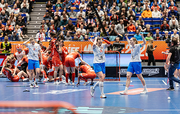 Kouč florbalistek o smutném stříbru: Brzy to přebolí. Na holky jsem strašně pyšný