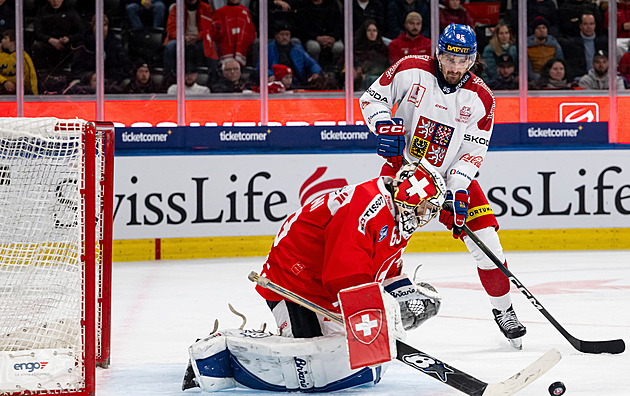 ONLINE: Česko - Švýcarsko 0:0. Hokejisté zakončují domácí turnaj s otloukánkem ONLINE: Česko - Švýcarsko 0:0. Hokejisté zakončují domácí turnaj s otloukánkem