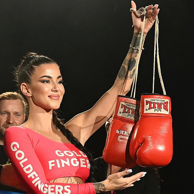 Vede český Playboy, moderuje fotbal v Ústí. Teď se Gudelj vrátila do ringu