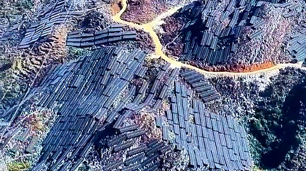 Historický moment pro Čínu a Indii. Výroba elektřiny z uhlí konečně klesla