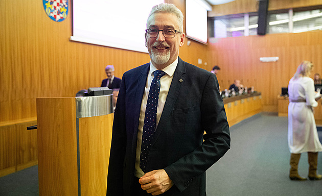 Poslanec hnutí ANO Miroslav bánek rezignoval na funkci olomouckého primátora.