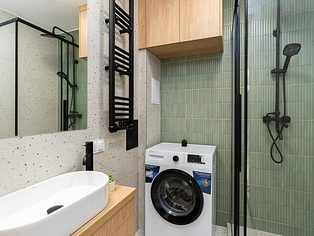 Spoustu n�bytku a inspirace pro svou koupelnu najdete na FAVI.