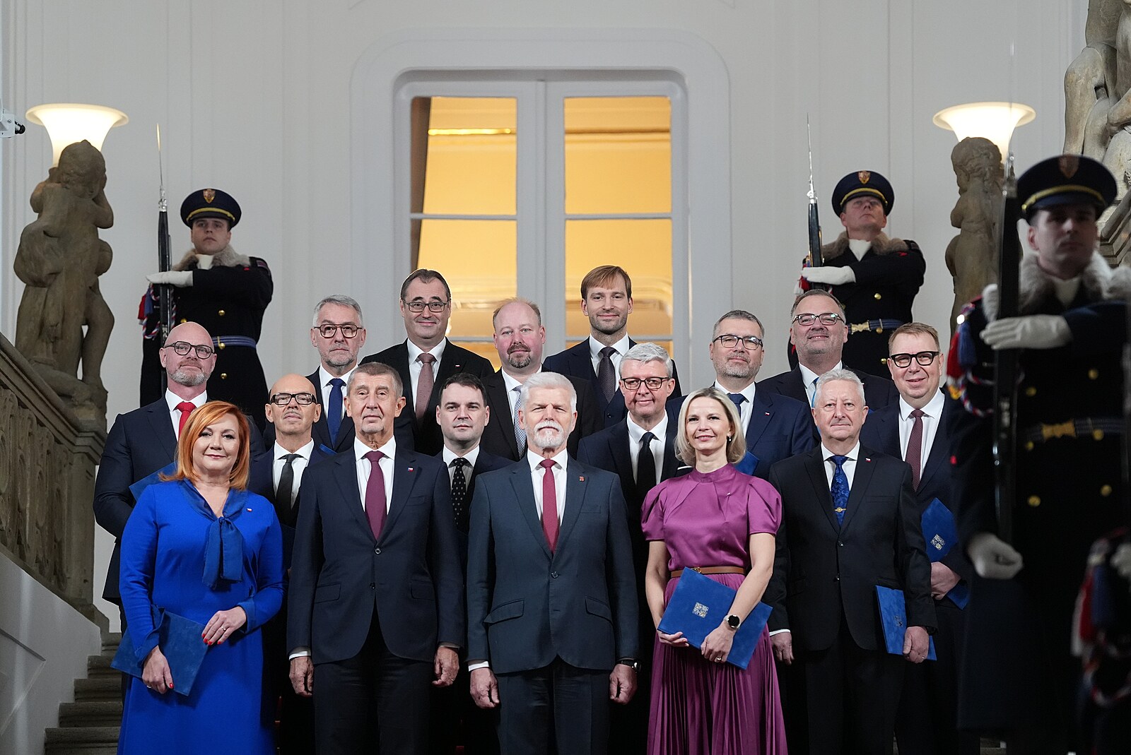 Babišova vláda požádá Sněmovnu o důvěru 13. ledna, potvrdil Okamura