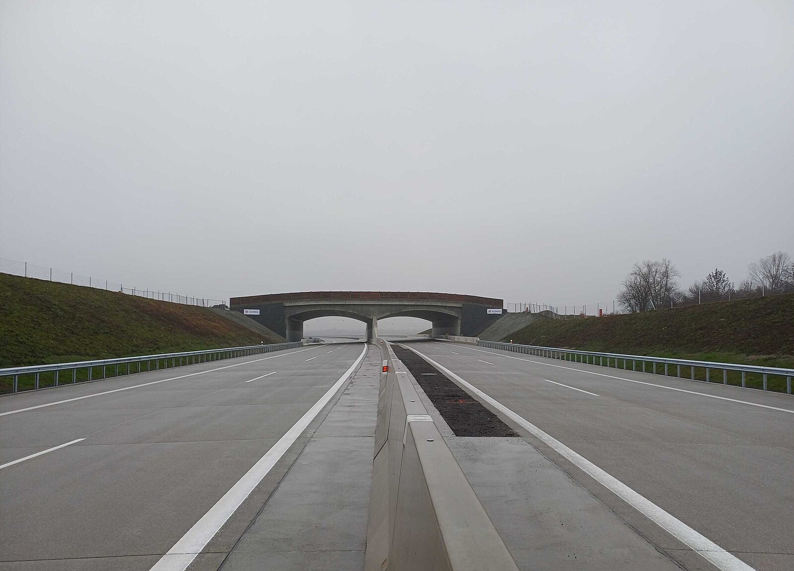 Po téměř šedesáti letech konečně hotovo. Silničáři zprovozní poslední úsek D1