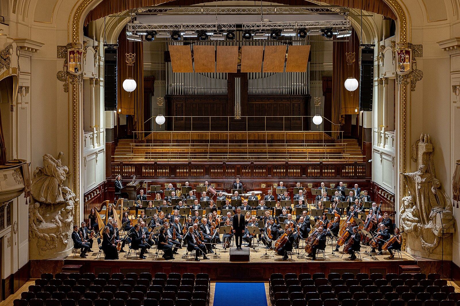 Orchestry a pěvecké sbory se bouří nad škrty. Žádají Klempíře dokonce o víc