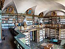 Kl�tern� knihovna v Oseku na Teplicku. Ve�ejnosti je nep��stupn�.