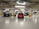 Nov� podzemn� parkovi�t� pod Hor�ckou ar�nou pojme asi stovku aut. P��stupn� je...