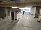 Nov� podzemn� parkovi�t� pod Hor�ckou ar�nou pojme asi stovku aut. P��stupn� je...