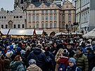 O adventu p�ijede do Prahy a� 750 tis�c lid�. Ulice jsou p�epln�ny, plat�...