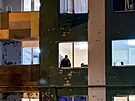 Panelový d�m v ruském Tveru zasa�ený dronem (12. prosince 2025)