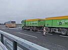 Po d�lnici D35 od Sadov� do Ho�ic u� se jezd�. (16. prosince 2025)