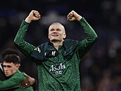 Erling Haaland z Manchesteru City se raduje z výhry na h�i�ti Realu Madrid.