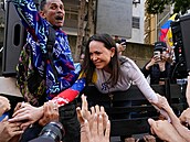 Lídryn venezuelské opozice María Corina Machadová bhem protestu kvli...