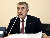 Premiér Andrej Babi� na zasedání nové vlády ANO, SPD a Motorist�. Na sch�zi se...