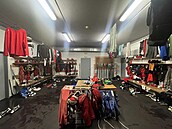 Nkolikrát trestaný mu z Karvinska kradl v hokejové atn zimního stadionu v...