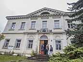 Budova muzea ve Varnsdorfu je u� �adu let prázdná. Nyní se do�ká rekonstrukce....