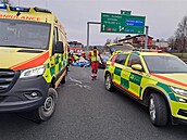 Pi nehod na dálnici D48 u obce Dobrá zemel idi. Narazil s vozem do...