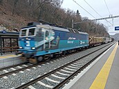 �elezni�á�i dokon�ili hlavní práce na modernizaci desetikilometrového úseku...