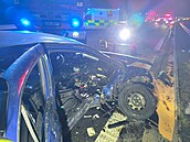Nehoda dvou osobních aut na Hradecku uzavela na 87. kilometru dálnici D11 ve...