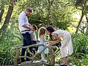 Princ Harry, vévodkyn� Meghan a jejich d�ti princ Archie a princezna Lilibet...