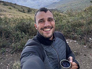 P�tadvacetiletý Luká� Ondrejka �ije na indonéském ostrov� Lombok, kde si...