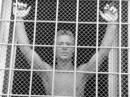 Jan Hausenblas: Fotografie ze základní vojenské slu�by v Michalovcích (1976 a�...