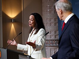 Venezuelská opozi�ní lídryn� María Corina Machadová na tiskové konferenci v...