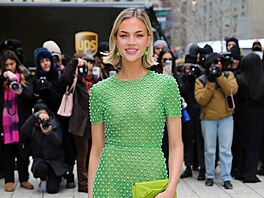 Bez podprsenky si vyrazila do spole�nosti i influencerka Emilia Silbergová.