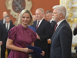 Prezident Petr Pavel jmenoval novou vládu. Na snímku Zuzana Mrázová (ANO),...